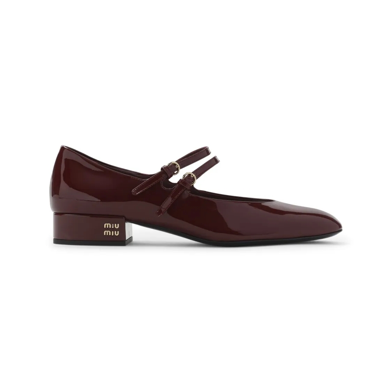 Miu Miu Pumps Calf Leather Burgundy Pumps Black