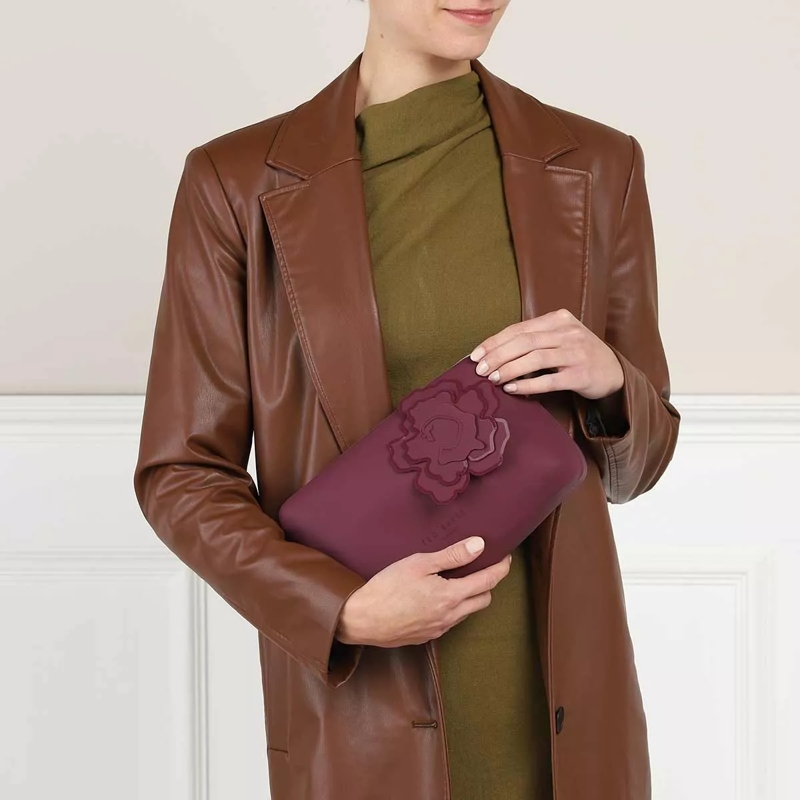Ted Baker Kosmetiktasche Jellin Magnolia Silicone Washbag Purple(Image 2)