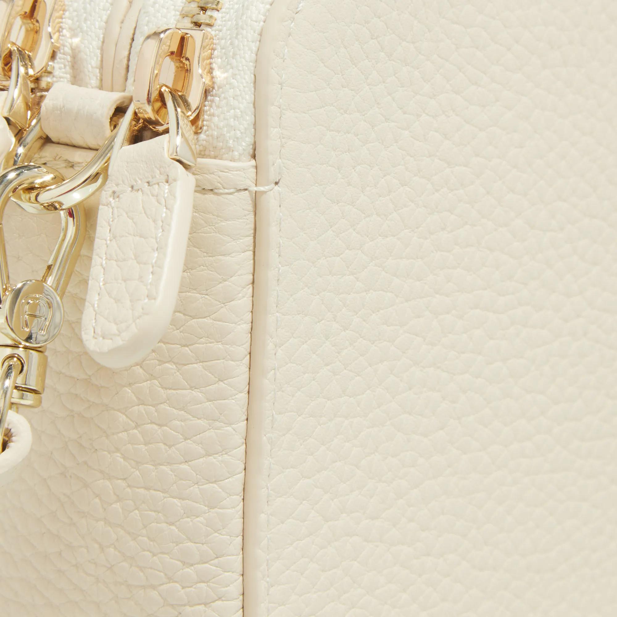 aigner Pochettes Diadora in crème