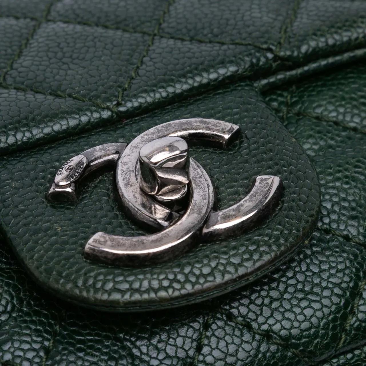 Thumbnail - Chanel Hobo Bags - Medium Quilted Iridescent Caviar Easy Flap - Gr. unisize - in Grün - für Damen