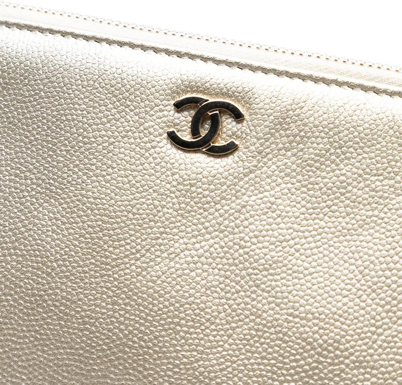 Thumbnail - Chanel Clutches - Medium Bicolor Caviar and Iridescent Calfskin O Ca - Gr. unisize - in Gold - für Damen