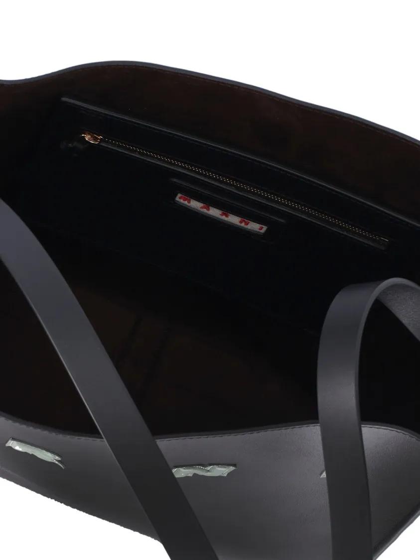 Marni Hobo bags Museo' Medium Hobo Bag – Black in zwart