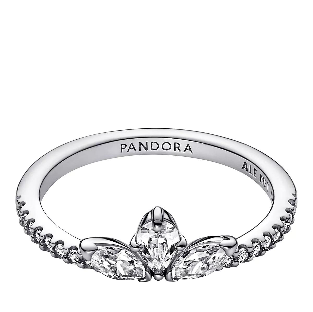 Anello hot sale claddagh pandora