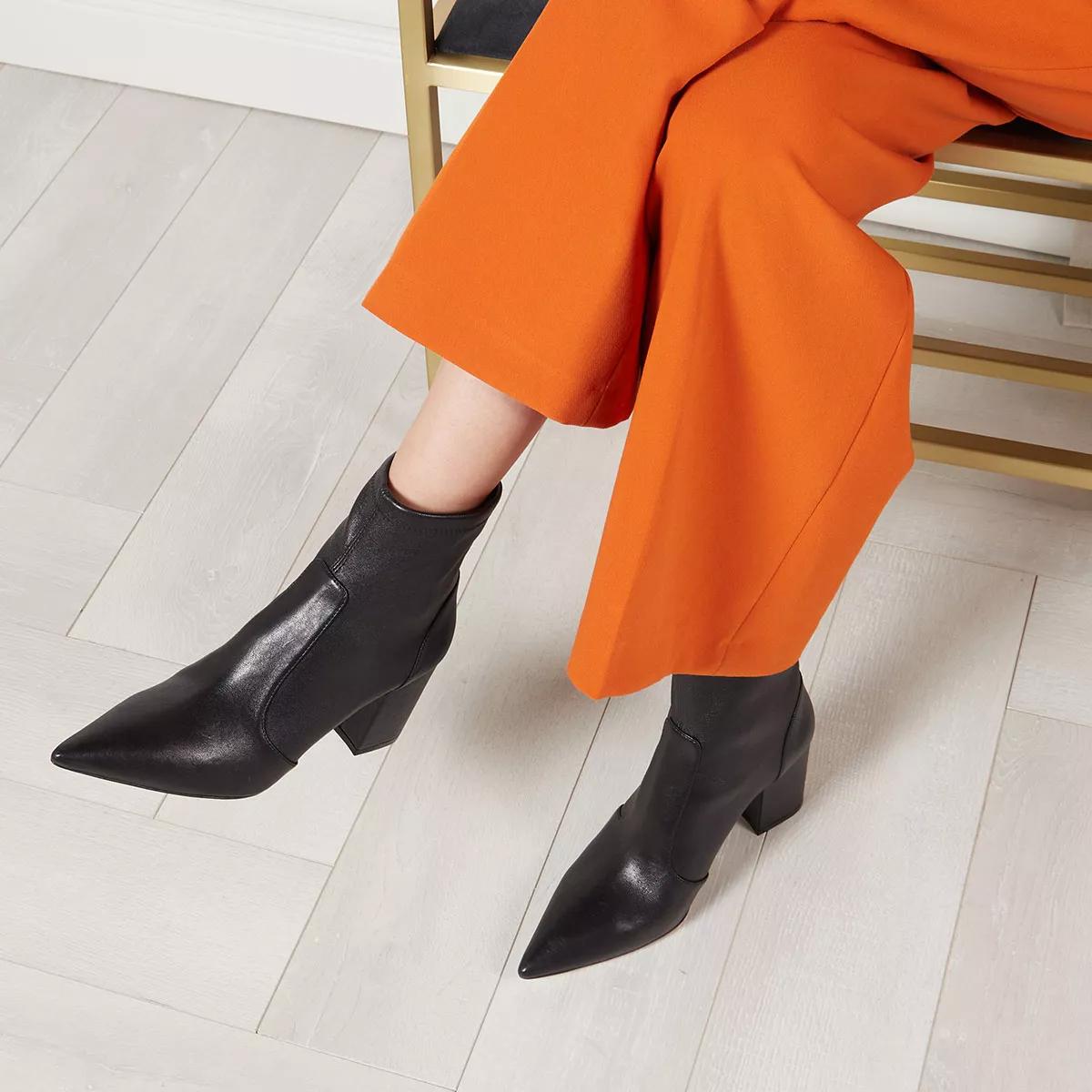 Stuart weitzman cheap stretch booties