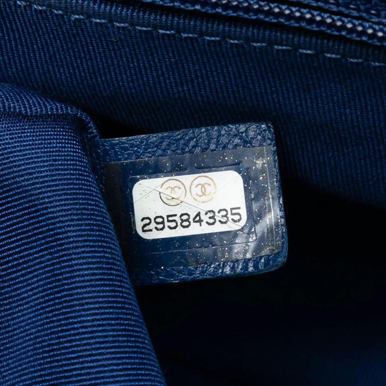 Thumbnail - Chanel Hobo Bags - Large Lambskin 19 Flap - Gr. unisize - in Blau - für Damen