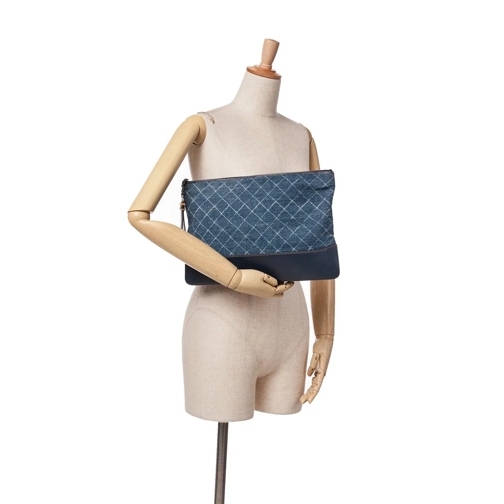 Chanel Pochette 2018 Large Denim Gabrielle O Case Clutch blau (Image 2)