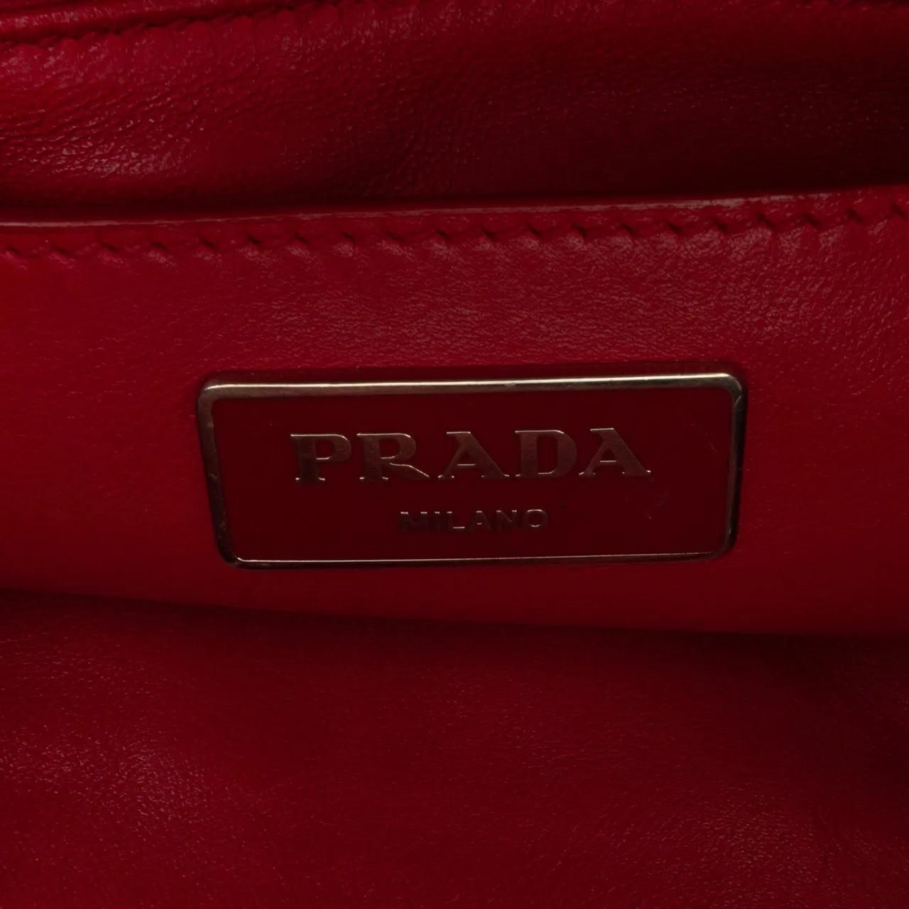 Thumbnail - Prada Hobo Bags - Soft Calf Tassel Convertible Drawstring Bucket Bag - Gr. unisize - in Blau - für Damen