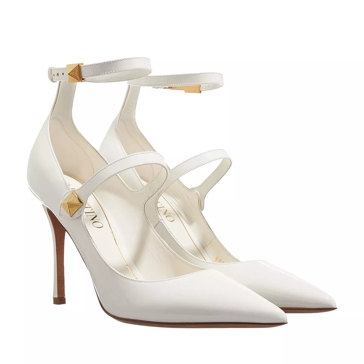 White pumps hot sale with strap