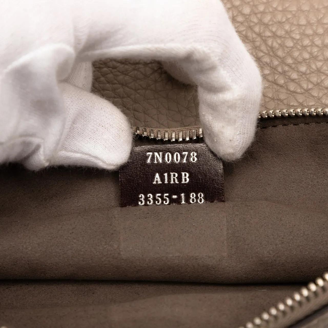 Thumbnail - Fendi Clutches - Sue Tilley Leather Banana Zip Clutch - Gr. unisize - in Braun - für Damen