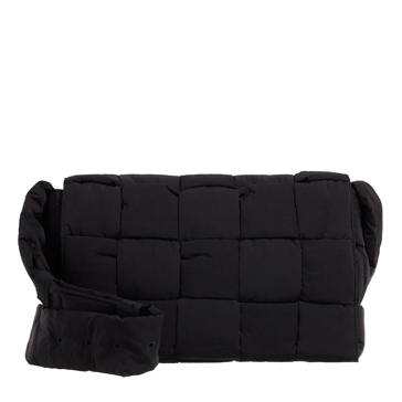 バッグ Bottega Veneta Maxi Padded Tech Cassette Bottega Veneta - MAXI PADDED TECH CASSETTE | HBX - Globally