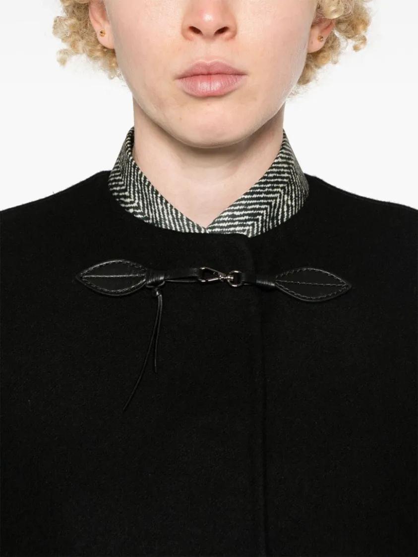 ポンチョ・ケープ Ermanno Scervino Rounded Black Wool Cape Ermanno Scervino Rounded Black Wool Cape Black | Cape