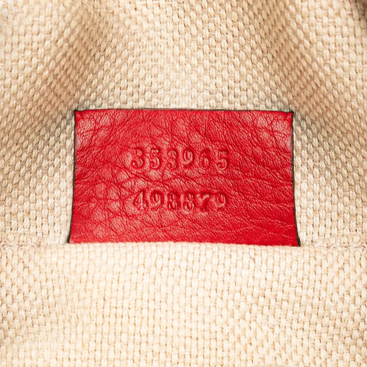 Thumbnail - Gucci Hobo Bags - Mini Pebbled Calfskin Soho Chain Crossbody - Gr. unisize - in Rot - für Damen