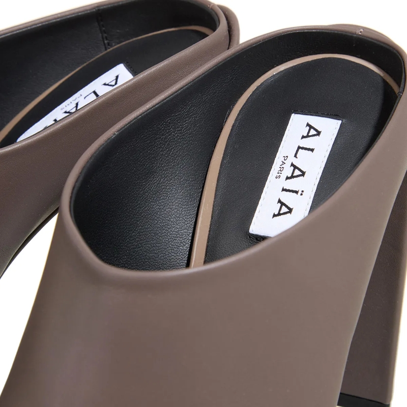 Alaia Mules Mules 90 Tourterelle(Image 5)