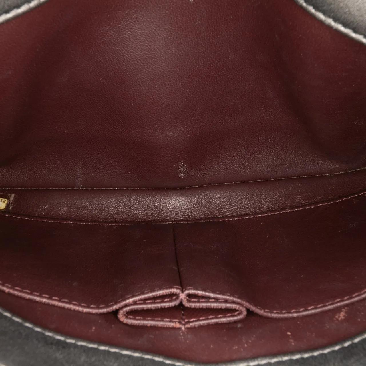 Thumbnail - Chanel Hobo Bags - Quilted Metallic Lambskin Trendy CC Flap - Gr. unisize - in Grau - für Damen