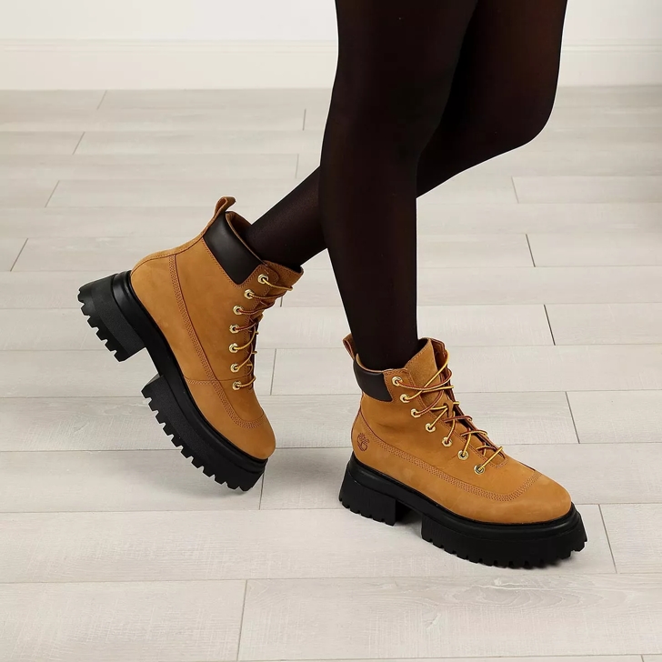 Lacing on sale up timberlands