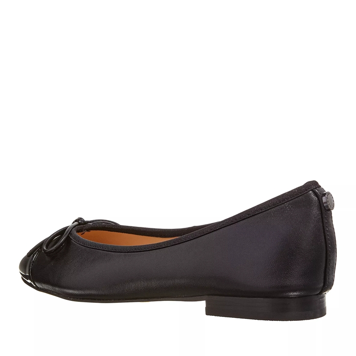 Steve madden patent leather on sale flats