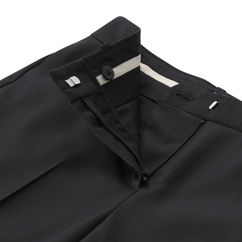 Givenchy Freizeithose Gestreifte Hose aus Wolle schwarz(Image 4)