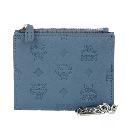 MCM Klara Monogrammed Leather Charm Flap Wallet Mini Luft Blue Portefeuille à rabat