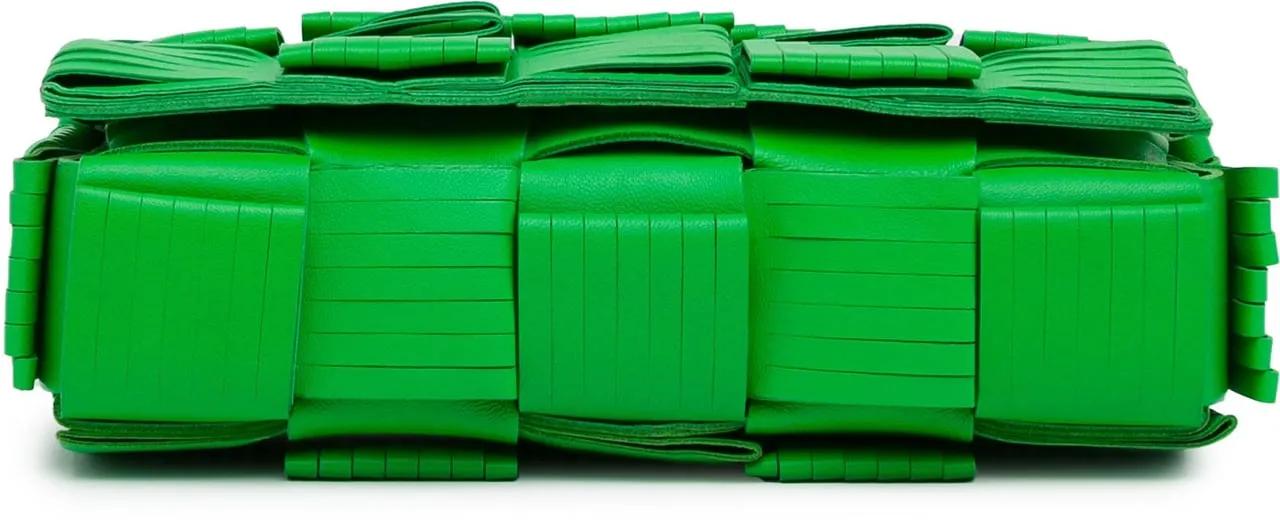 Bottega Veneta Hobo bags 2012-2023 Nappa Intrecciato Fringed Cassette Cross in groen