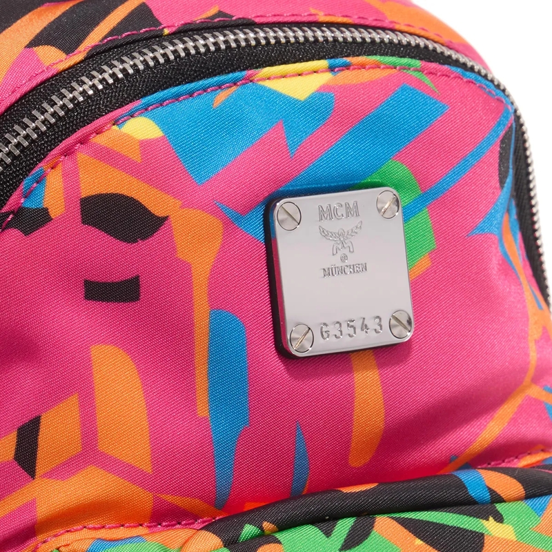 MCM Crossbody Bag Stark Logo Backpack Shoulder Bag mehrfarbig(Image 9)
