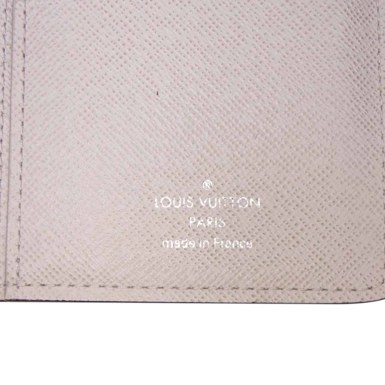 Thumbnail - Louis Vuitton Portemonnaie - Taiga Portefeuille Brazza Bifold Long Wallet - Gr. unisize - in Braun - für Damen