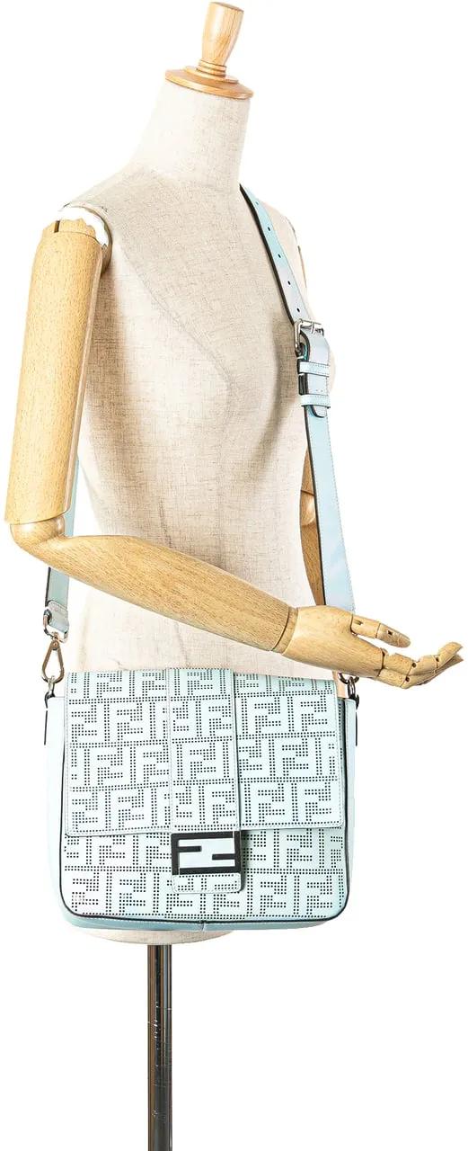 Thumbnail - Fendi Hobo Bags - Medium Zucca Perforated Leather Baguette Messenger - Gr. unisize - in Blau - für Damen