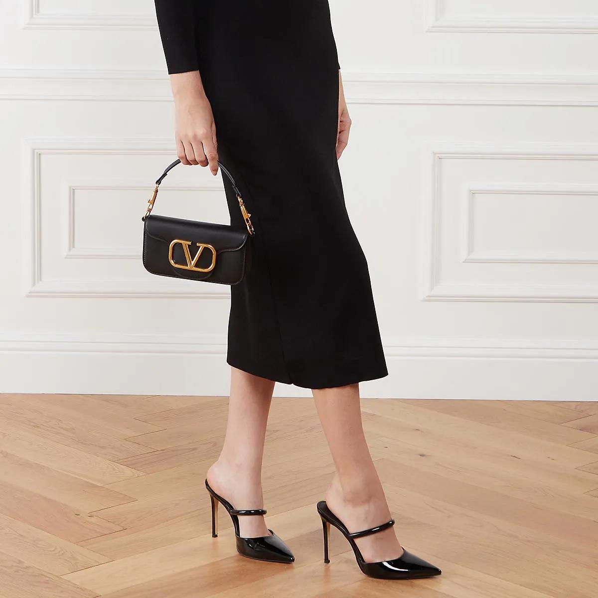 ショルダーバッグ・ポシェット VALENTINO GARAVANI LOCO SMALL LEATHER SHOULDER BAG Valentino Garavani Locò Small Shoulder Bag In Calfskin for