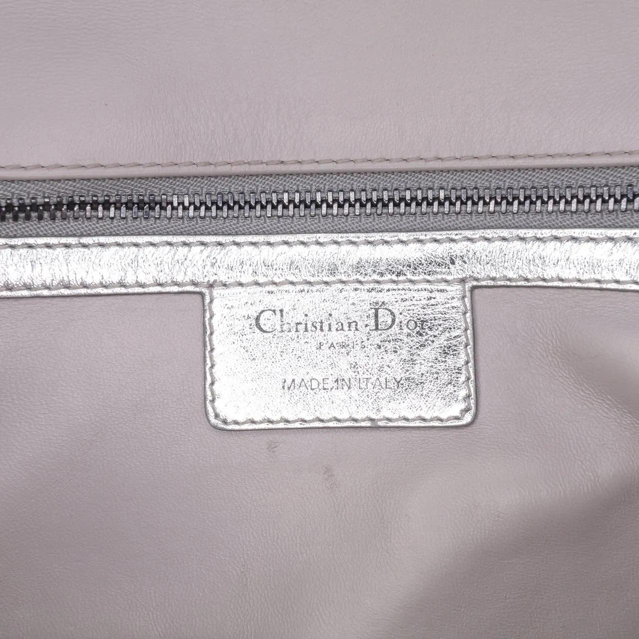 Thumbnail - Christian Dior Hobo Bags - 2021 Medium Metallic Calfskin Cannage Supple Caro - für Damen