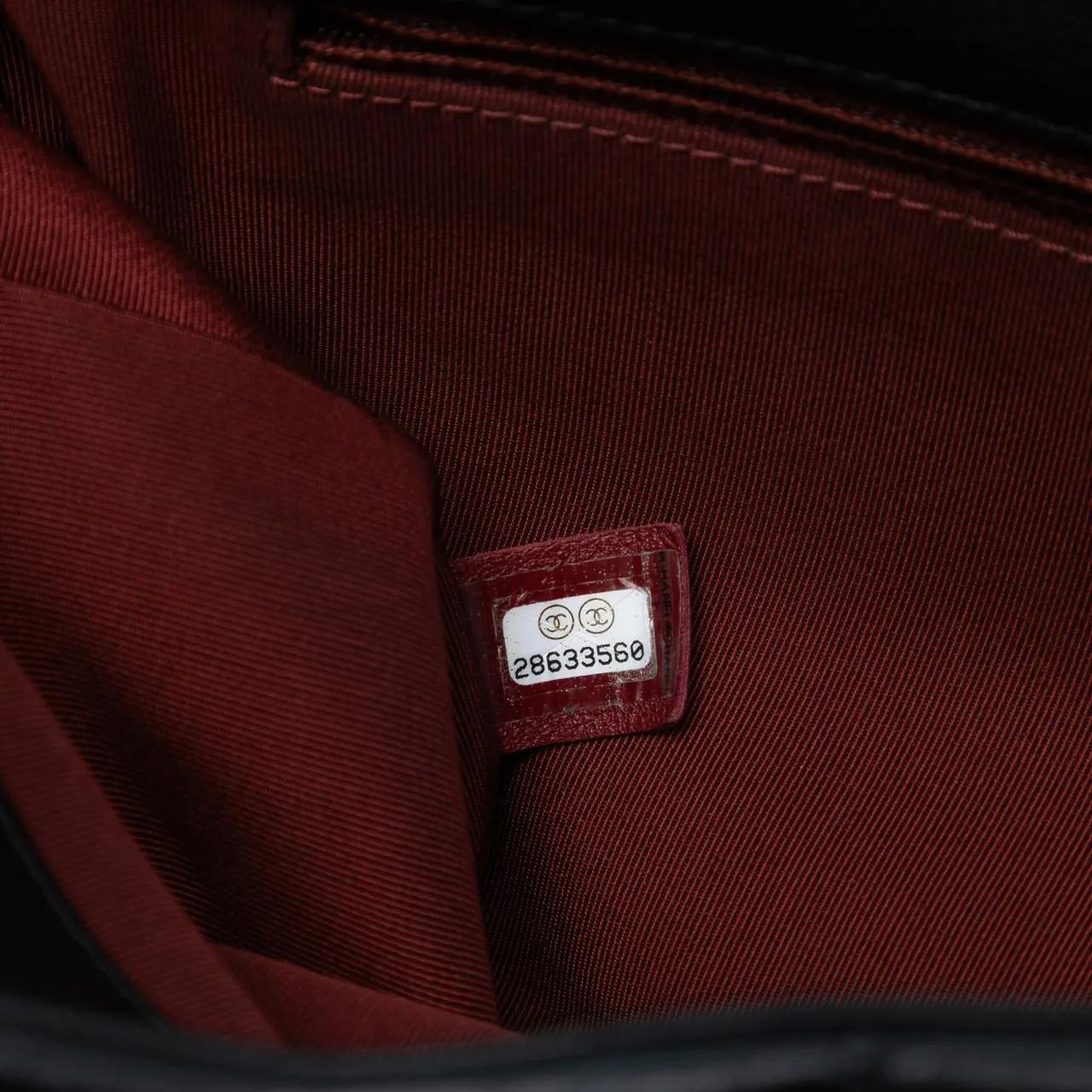 Thumbnail - Chanel Hobo Bags - Large Lambskin 19 Flap - Gr. unisize - in Schwarz - für Damen