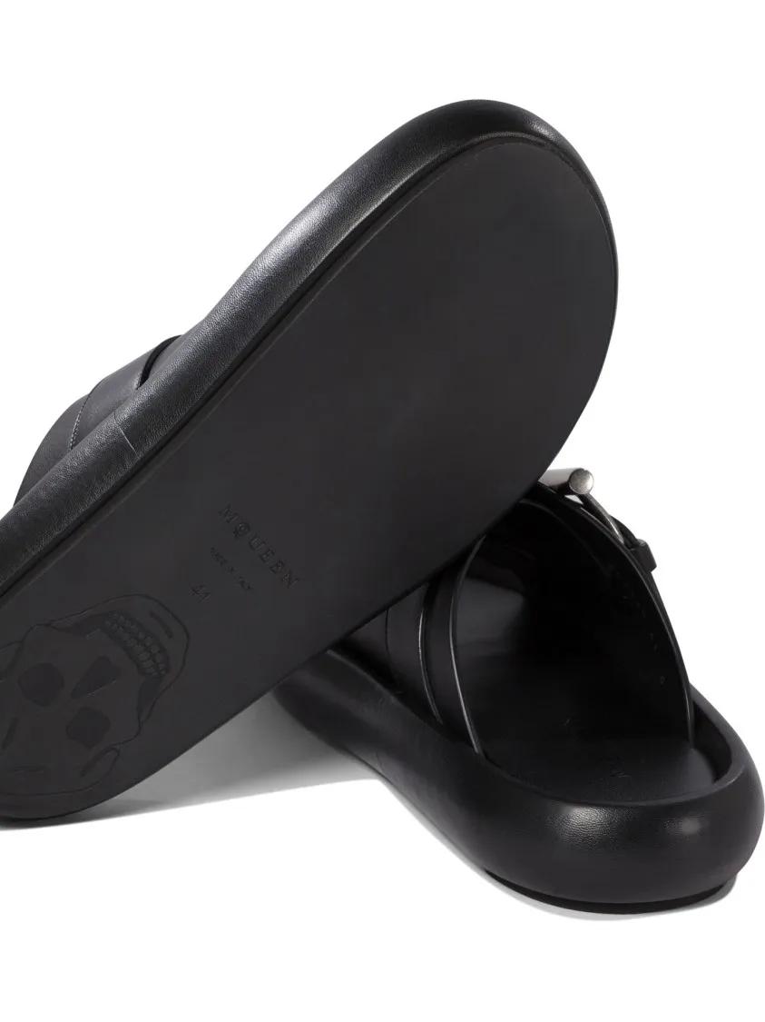 Thumbnail - Alexander McQueen Loafer - Black Leather Sandals With Buckle Detail - Gr. 43 (EU) - in Schwarz - für Damen