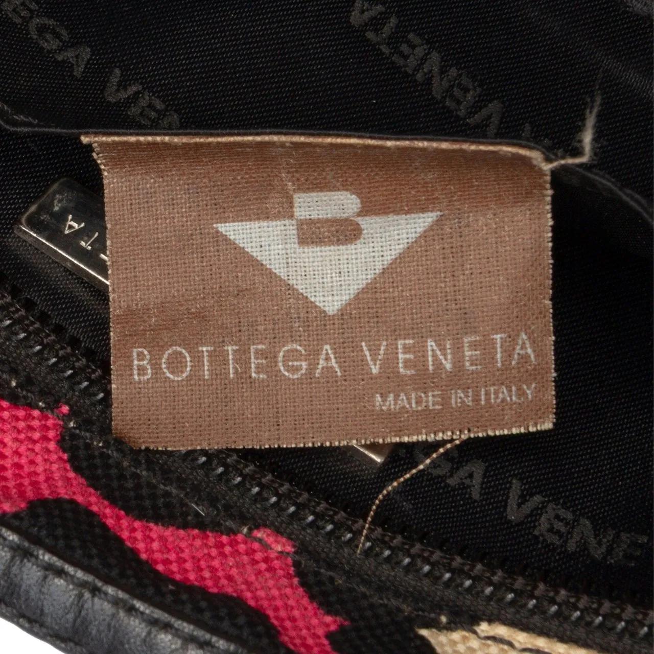 Thumbnail - Bottega Veneta Hobo Bags - Leopard Print Canvas Shoulder Bag - Gr. unisize - in Gold - für Damen