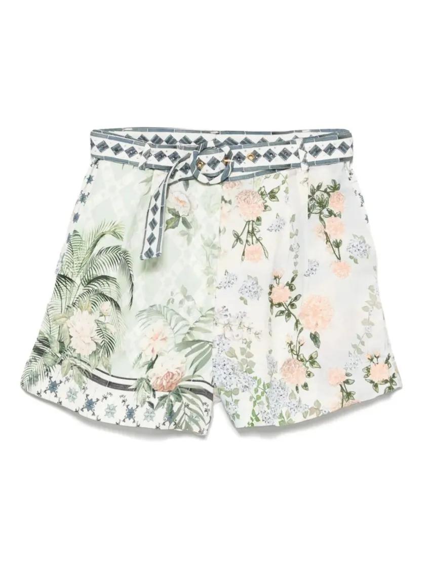 Thumbnail - Camilla - Pleated Shorts - Größe S - bunt