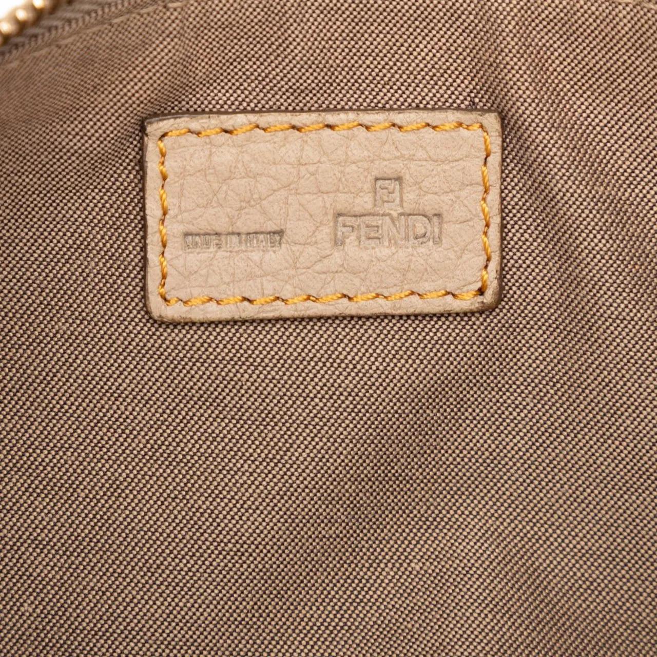 Thumbnail - Fendi Hobo Bags - Zucchino Canvas Triple Strap Pochette Shoulder Bag - Gr. unisize - in Braun - für Damen