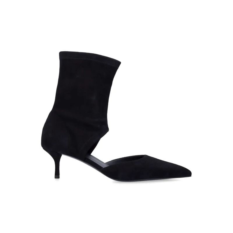 Alaia Laarzen Low Ankle Boots Black
