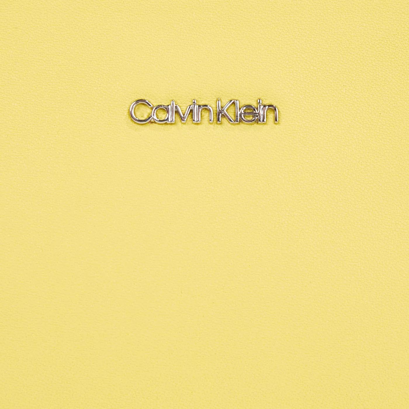 Calvin Klein Crossbody bags Gelbe Handtasche K60K611675LAF in geel