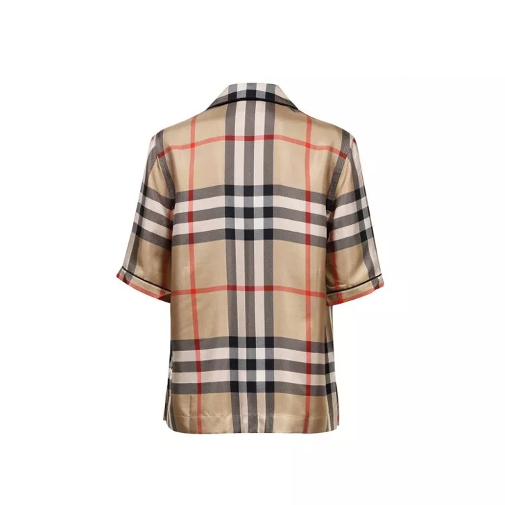 Burberry store silk blouse