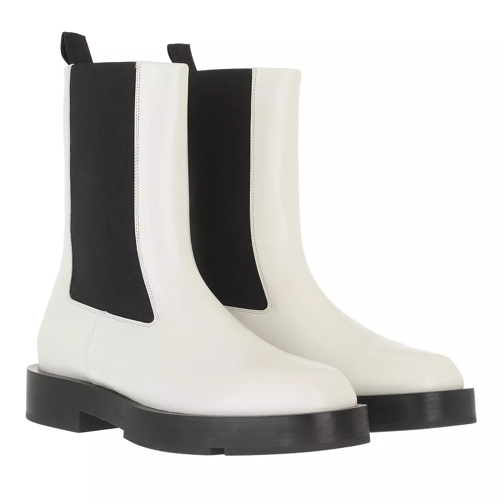 Givenchy Squared Boots Ivory Stivale Chelsea