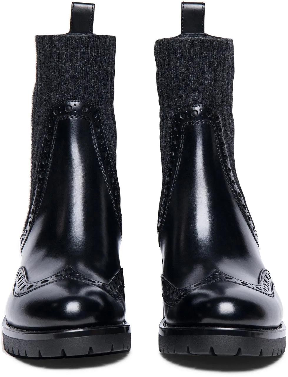 Thumbnail - Santoni Stiefel - Leather lowheel brogue ankle boot - Gr. UK_4 - in Weiß - für Damen