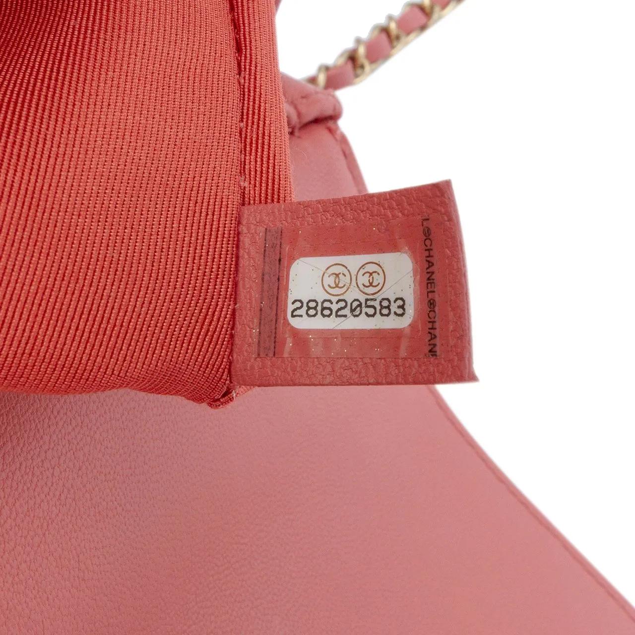 Thumbnail - Chanel Hobo Bags - Quilted Lambskin Chain Infinity Top Handle Bag - Gr. unisize - in Gold - für Damen