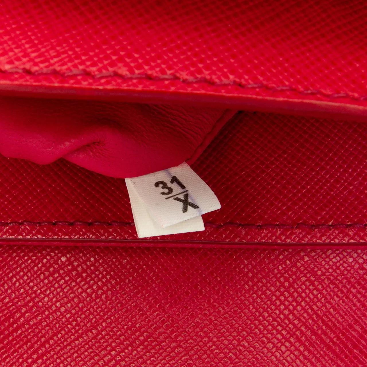 Thumbnail - Prada Hobo Bags - Saffiano Sound Lock Satchel - Gr. unisize - in Gold - für Damen