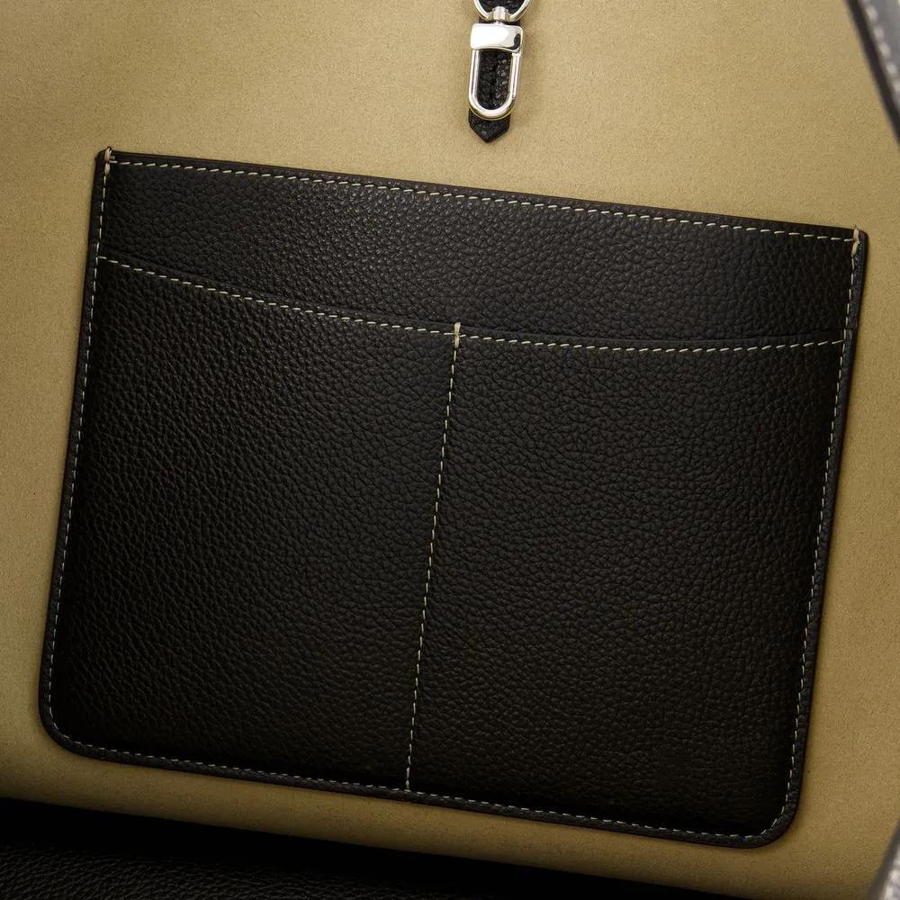 TOTEME Totes & shoppers Belted Shopper Bag Leather Black in zwart
