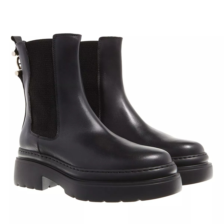 AIGNER Aila 9 Black Chelsea Boot