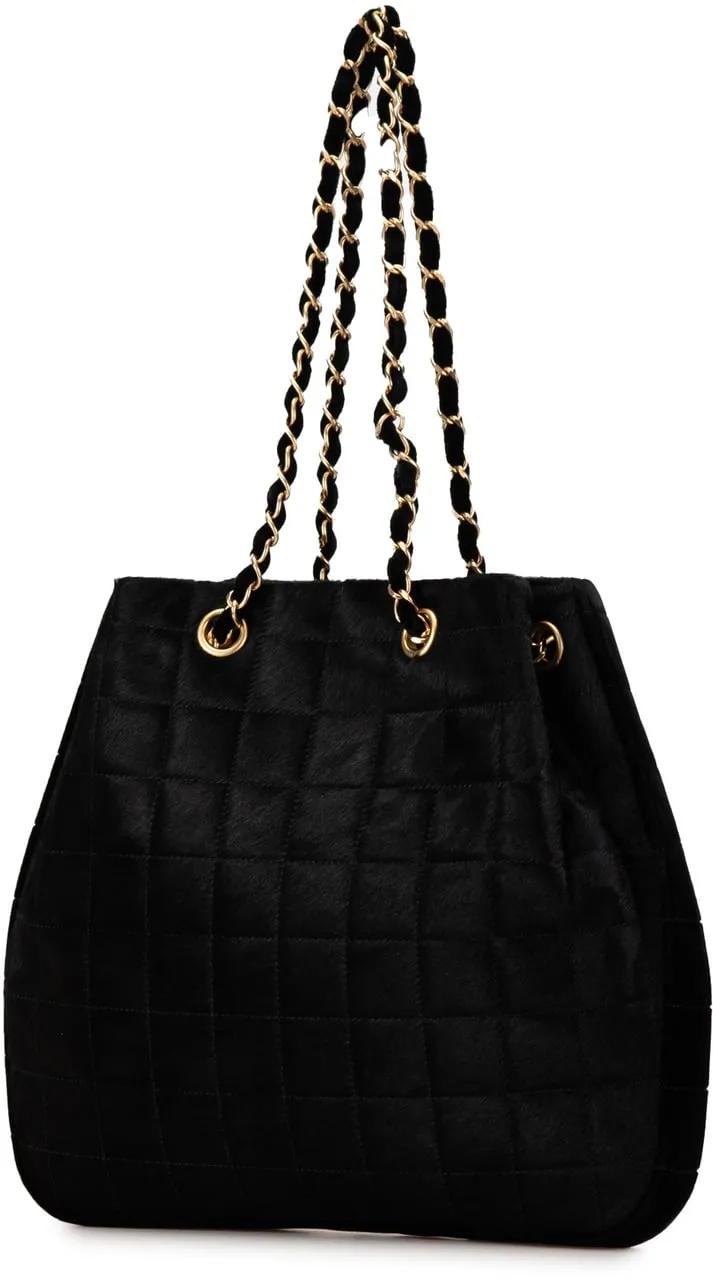 Chanel Hobo bags Quilted Pony Hair and Velour Chocolate Bar Drawstr in zwart