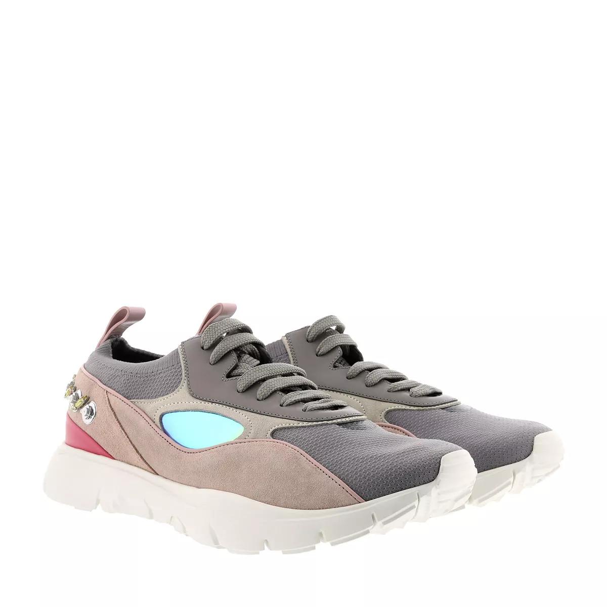 Valentino garavani heroes 2025 her sneakers