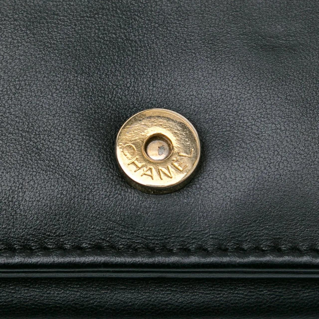 Thumbnail - Chanel Hobo Bags - 2018 Pleated Crumpled Chevron Le Boy Wallet On Cha - Gr. unisize - in Schwarz - für Damen