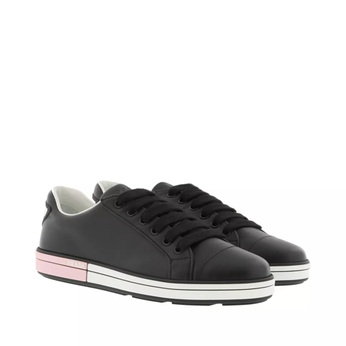 Prada Round Toe Lace-Up Sneakers Leather Black/Rosa Low-Top Sneaker