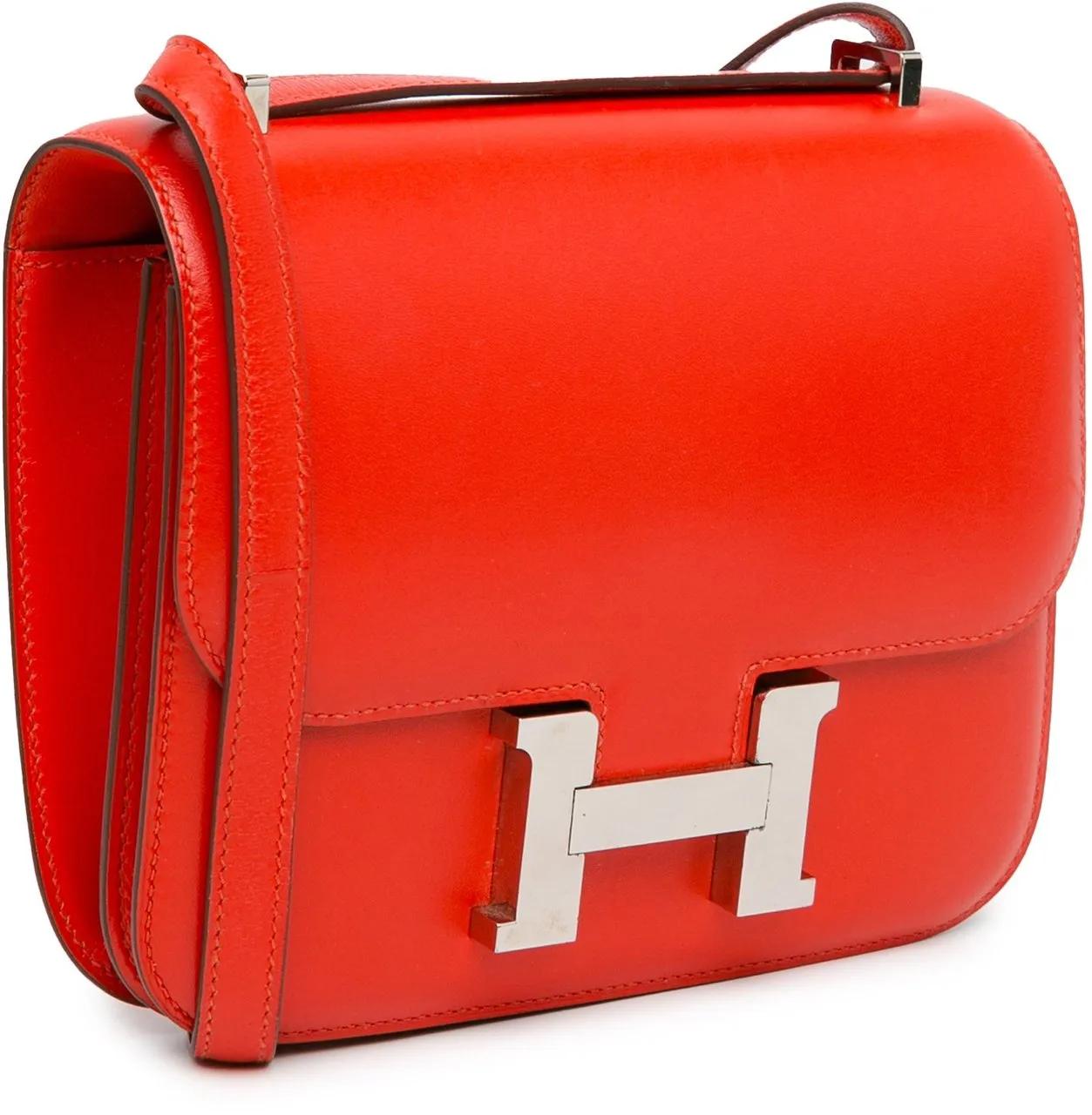 Hermès Hobo bags Mini Tadelakt Constance 18 in rood