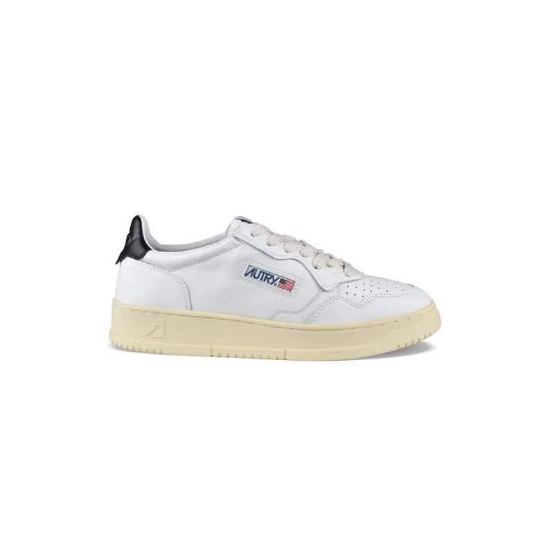 Autry International Lage-top sneaker Sneakers 01 Medalist White