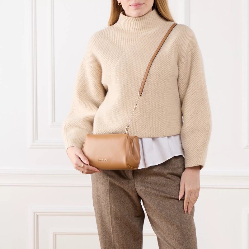 MICHAEL Michael Kors Crossbody Bag Belle Medium Soft Crossbody Pale Peanut(Image 2)