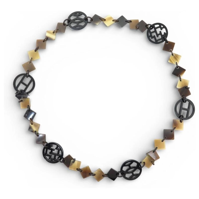 Hermès Mittellange Halskette NEUE HERMES HAVA BUFFELHORN-HALSKETTE H052582FL 70 mehrfarbig